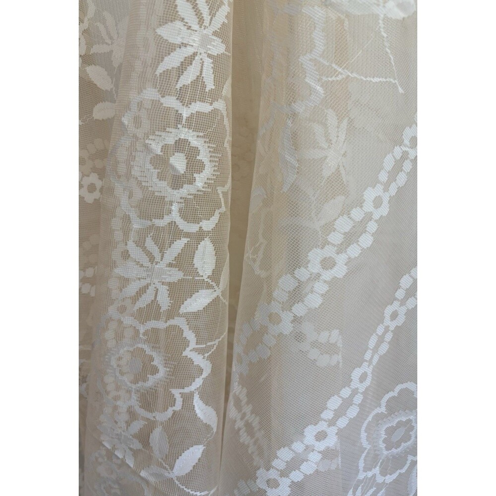 VTG Romantic Floral Pattern Lace Fabric Peachy Ivory Synthetic 2.75 yd 45” wide